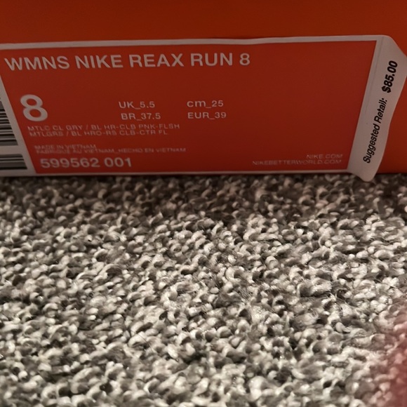 Women’s Nike Reax Run - Picture 2 of 2